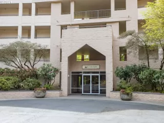 Photo #1: 22111290 Listing