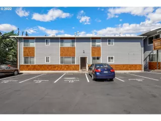 Photo #2: 22112110 Listing 