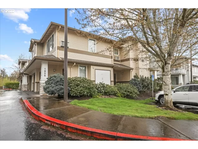 MLS: 22112251 Condo For Sale