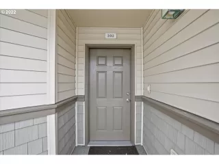 Photo #1: 22112251 Listing