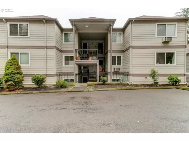 MLS: 22113821 Condo For Sale