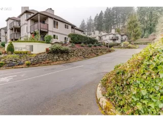 Photo #2: 22113821 Listing