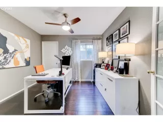 Photo #3: 22113821 Listing