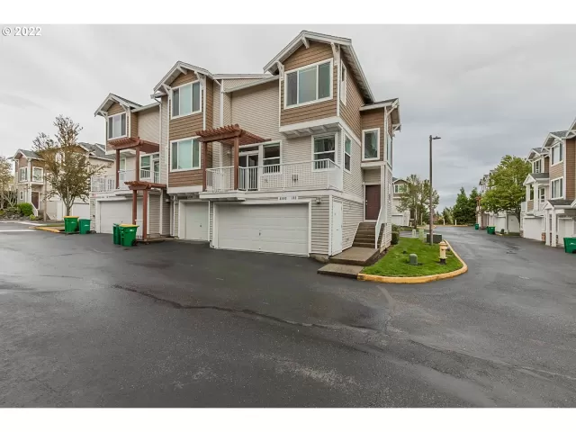 MLS: 22114296 Condo For Sale