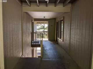 Photo #1: 22114327 Listing