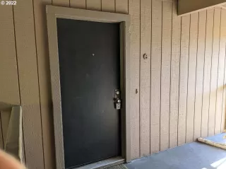 Photo #2: 22114327 Listing