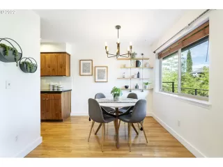 Photo #1: 22115207 Listing