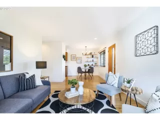 Photo #2: 22115207 Listing