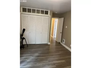 Photo #4: 22117495 Listing 