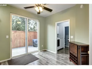 Photo #1: 22118040 Listing