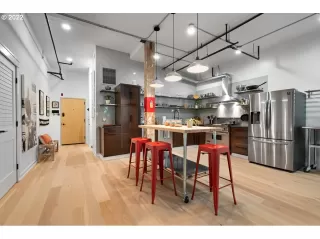 Photo #4: 22118868 Listing 