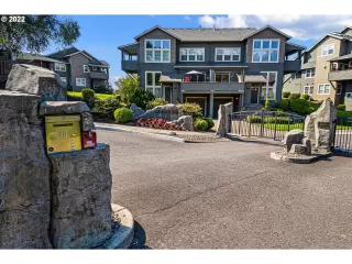 Photo #2: 22119419 Listing 