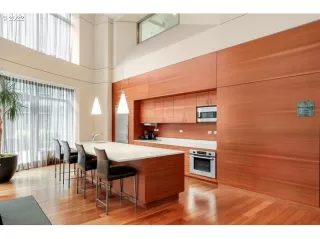 Photo #2: 22121056 Listing