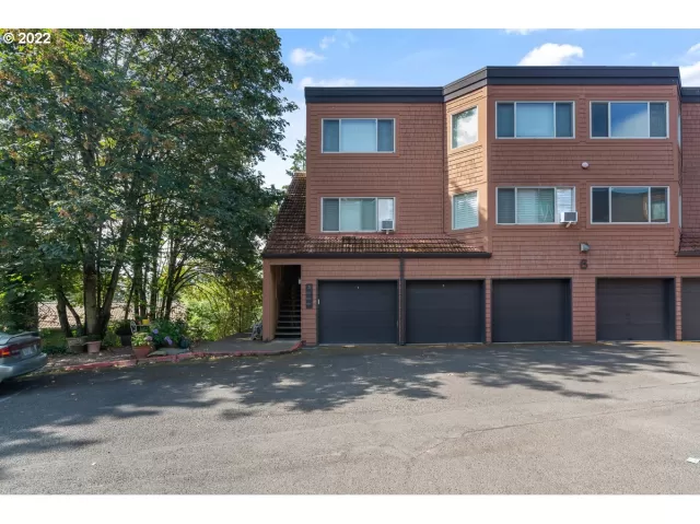 MLS: 22121534 Condo For Sale