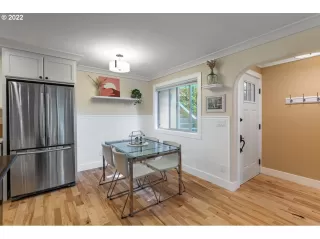 Photo #3: 22121534 Listing 