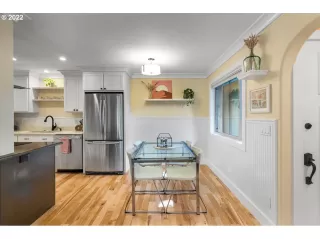 Photo #4: 22121534 Listing 