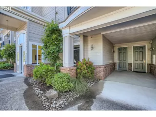 Photo #2: 22122416 Listing 