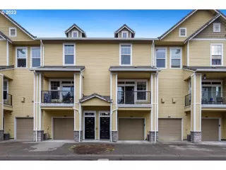 Photo #1: 22122449 Listing