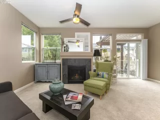 Photo #6: 22123678 Listing 