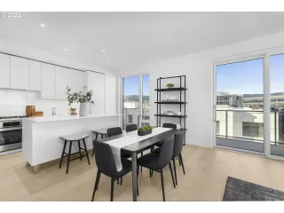 Photo #1: 22123793 Listing 