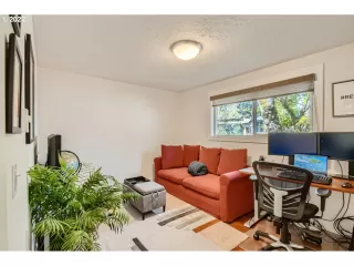 Photo #4: 22124128 Listing 