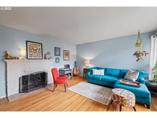 Photo #3: 22124885 Listing