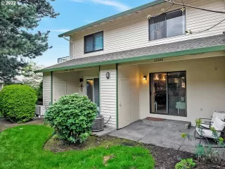 Photo #1: 22125452 Listing