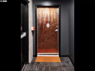 Photo #2: 22126388 Listing