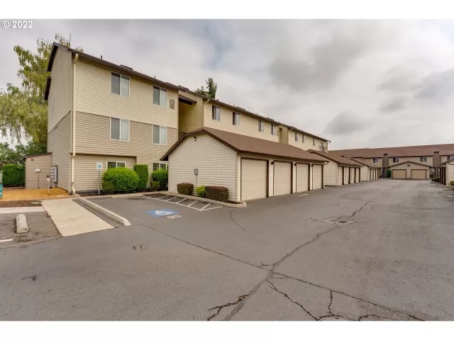 MLS: 22126811 Condo For Sale