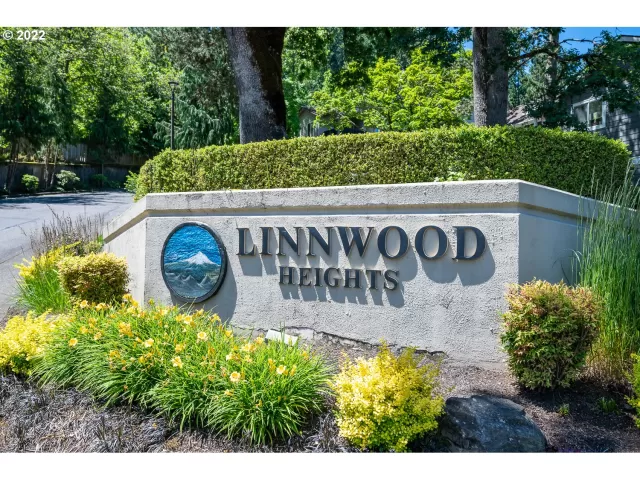 MLS: 22126947 Condo For Sale