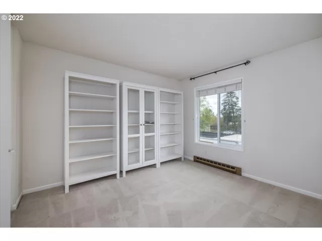 MLS: 22127586 Condo For Sale