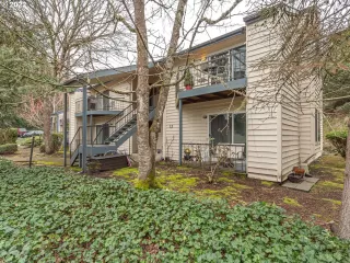 Photo #2: 22129032 Listing