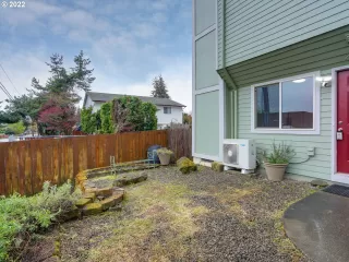 Photo #2: 22129200 Listing 