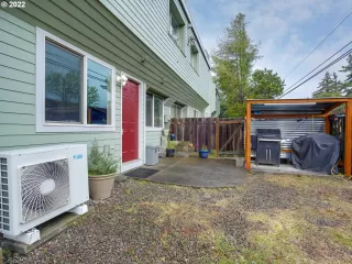 Photo #3: 22129200 Listing 