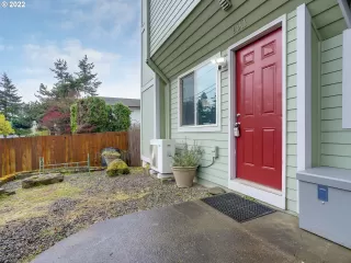 Photo #4: 22129200 Listing 