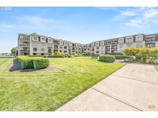 MLS: 22130294 Condo For Sale
