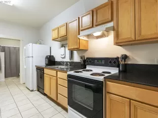 Photo #1: 22130486 Listing 