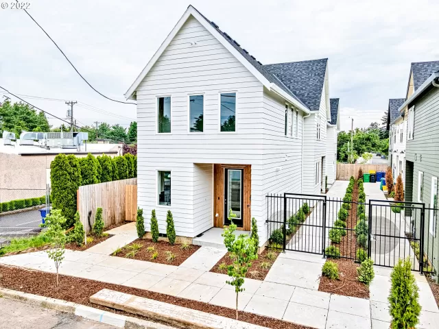MLS: 22132848 Condo For Sale