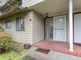 Photo #2: 22136910 Listing