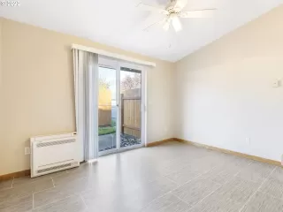 Photo #2: 22137083 Listing