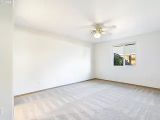 Photo #6: 22137083 Listing