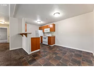 Photo #4: 22137220 Listing 