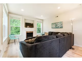 Photo #6: 22137306 Listing 