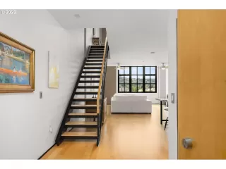 Photo #1: 22137448 Listing 