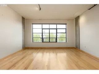 Photo #2: 22137774 Listing 