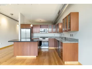 Photo #4: 22137774 Listing 