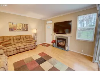 Photo #3: 22138407 Listing 