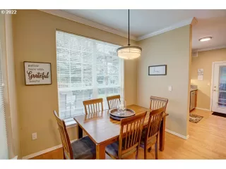 Photo #5: 22138407 Listing 