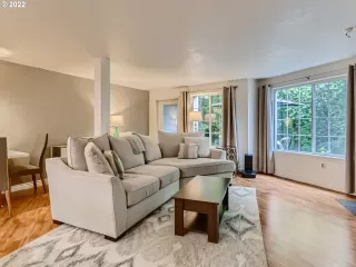 Photo #3: 22138458 Listing 