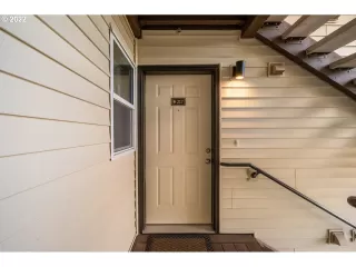 Photo #3: 22140507 Listing 